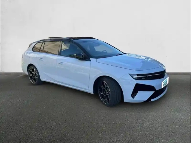 Opel Astra sports tourer 1.2 turbo hybride 145 ch automatique — photo 3
