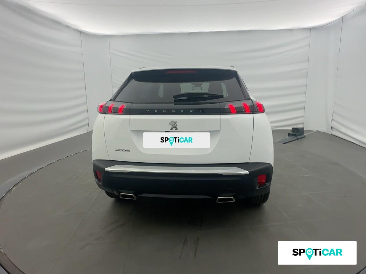 Peugeot 2008 1.2 puretech 130ch s&s roadtrip eat8 — photo 5