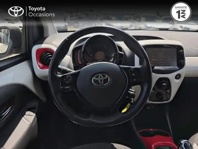 Toyota Aygo 1.0 vvt-i 69ch x-play 5p — photo 9