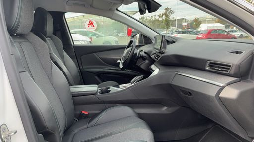 Peugeot 3008 1.6 Hybrid 225 e-EAT8 - Allure – 2021 – 89173 km – Hybride rechargeable – Boîte Automatique — photo 12