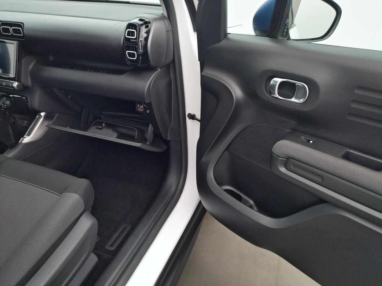 Citroën C3 Aircross bluehdi 120 s&s eat6 shine — photo 25