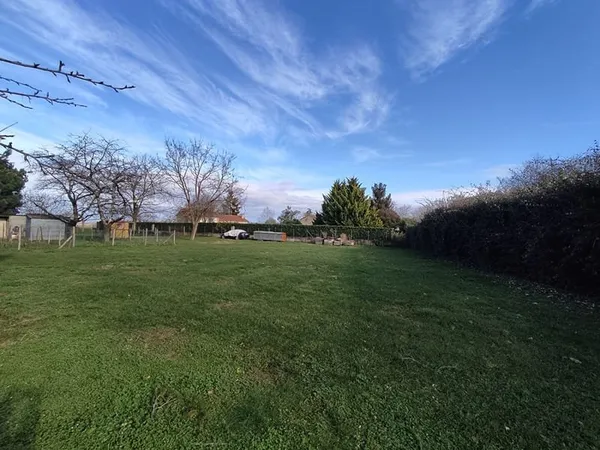 Terrain constructible de 1110m2