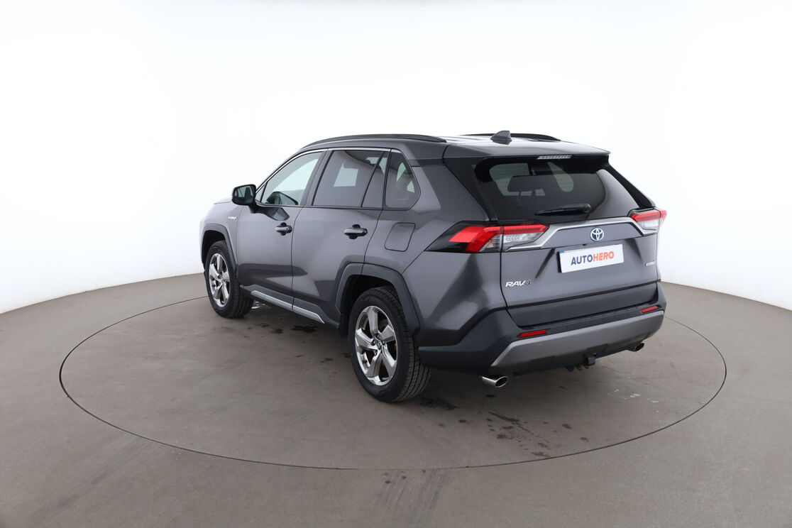 Toyota RAV 4 2.5 Hybride 2WD Dynamic — photo 3