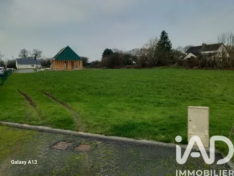 Terrain 722 m²