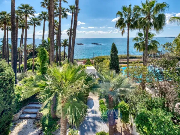 Villa Cannes de 220 M2 vue mer- piscine -