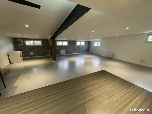 Local 90 m² Lizy-sur-Ourcq