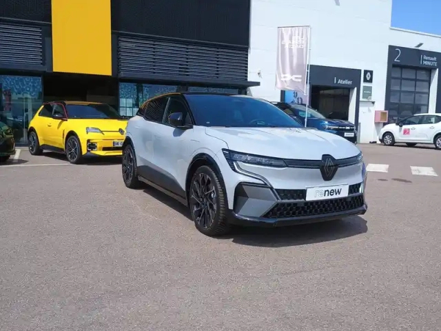 Renault Megane e-tech 220 ch autonomie confort — photo 4