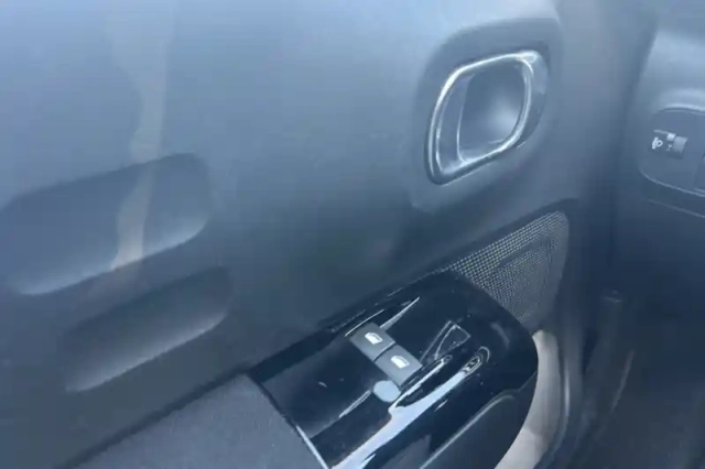 Citroën C3 puretech 110 s&amp;s eat6 — photo 15