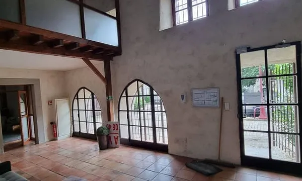Immeuble 600 m²