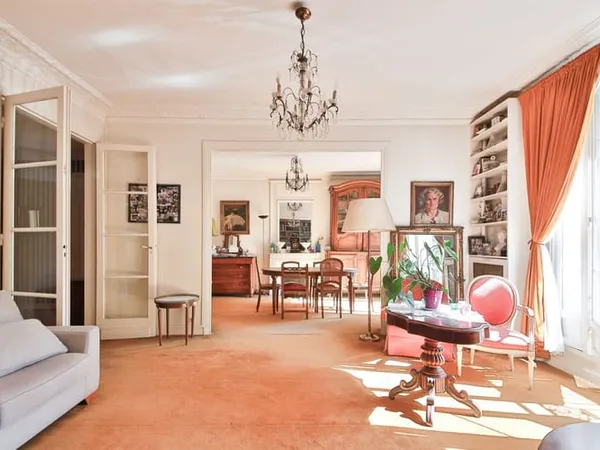Appartement 6 pièces 130 m²
