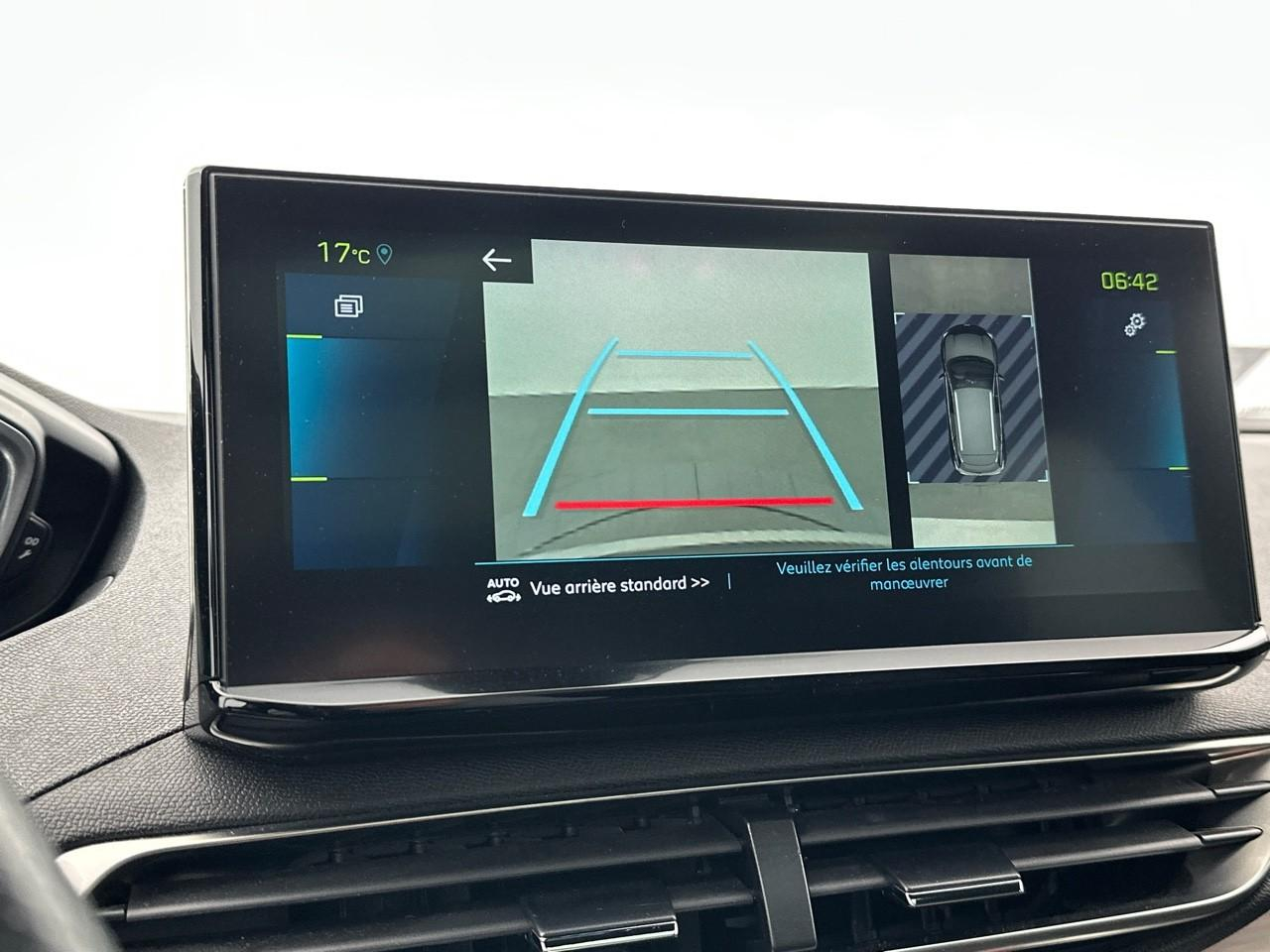 Peugeot 3008 hybrid 225 e-eat8 gt pack — photo 25