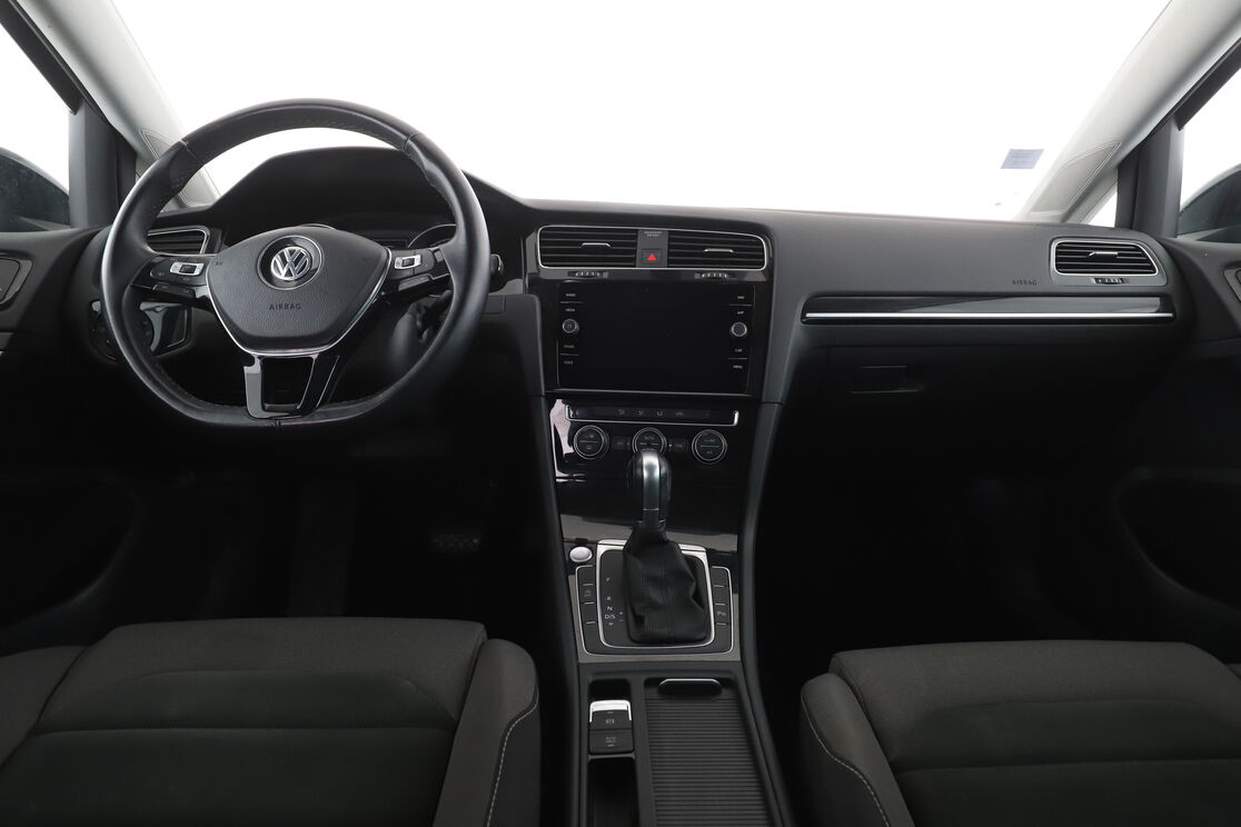 Volkswagen Golf VII 1.6 TDI BlueMotion Tech Carat DSG7 — photo 11