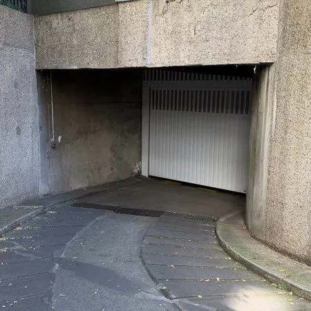 Parking dans résidence sécurisée