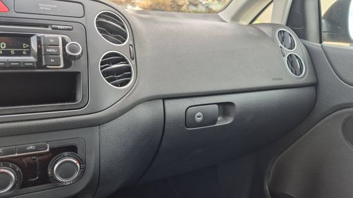 Volkswagen Golf Plus 1.6 TDI 90 - Trendline – 2012 – 64325 km – Diesel – Boîte Manuelle — photo 2
