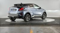 Toyota C-Hr 122h Graphic 2WD E-CVT MC19 — photo 5