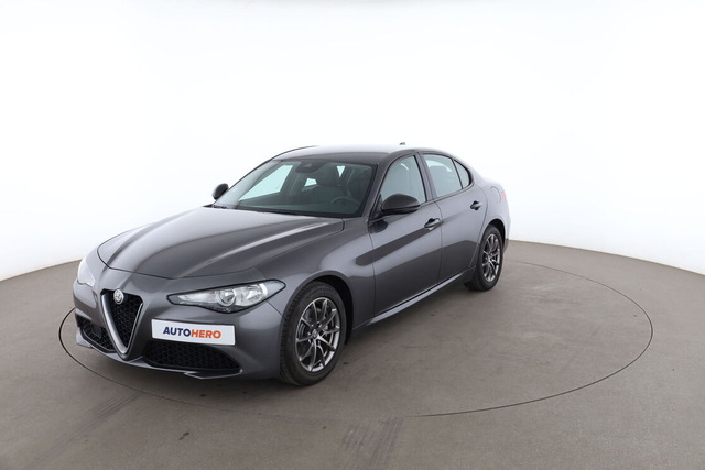 Alfa Romeo Giulia 2.2 AT8