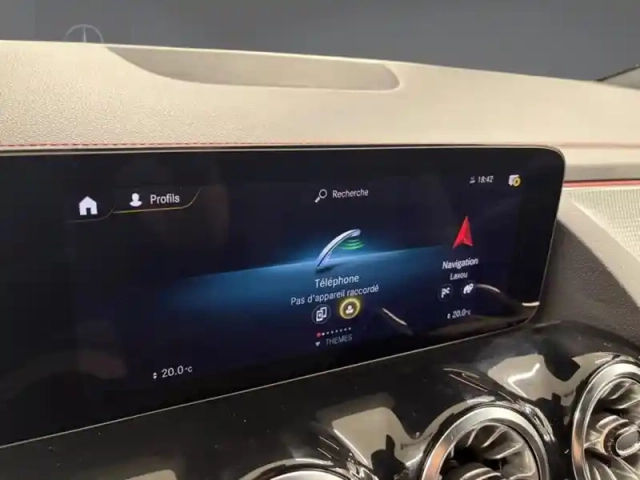 Mercedes Eqa 250+ amg line — photo 38