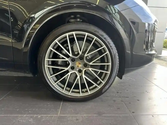 Porsche Cayenne coupé 4.0 v8 680ch turbo s e-hybrid — photo 21