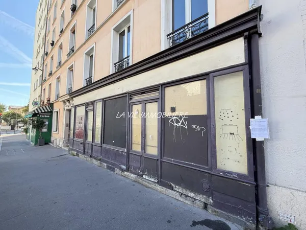Vends local commercial - 61 m² - Paris