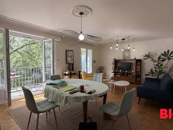 À LOUER - T4 MEUBLÉ - 85,55M² - À RENNES - Square de Galicie