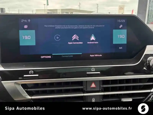 Citroën C4 e- 136 ch automatique — photo 31