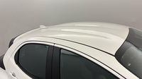 Toyota Yaris 116h Collection 5p MY22 — photo 22