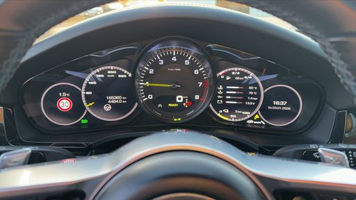 Porsche Cayenne 3.0 V6 e-Hybrid AWD 462 - N/A – 2020 – 177000 km – Hybride essence – Boîte Automatique — photo 38