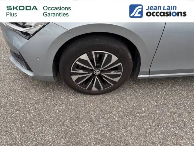 Skoda Superb berline 2.0 tdi 150 ch scr dsg7 — photo 32