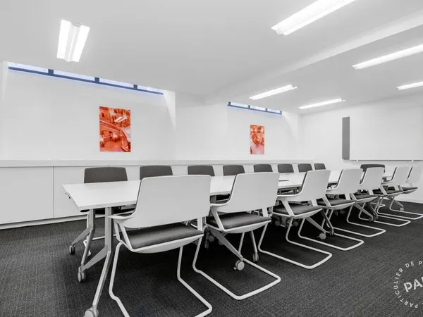 Bureau 45 m²