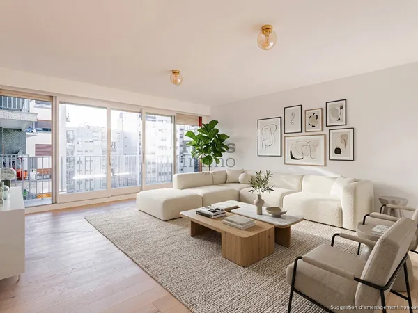 Vends appartement 2 pièces 67M2 - PARIS 15e - Balcon - 6e étage avec ascenseur