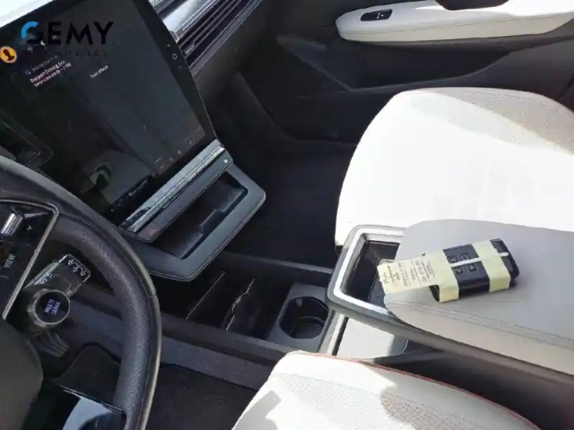 Renault Megane e-tech ev60 220 ch optimum charge — photo 12