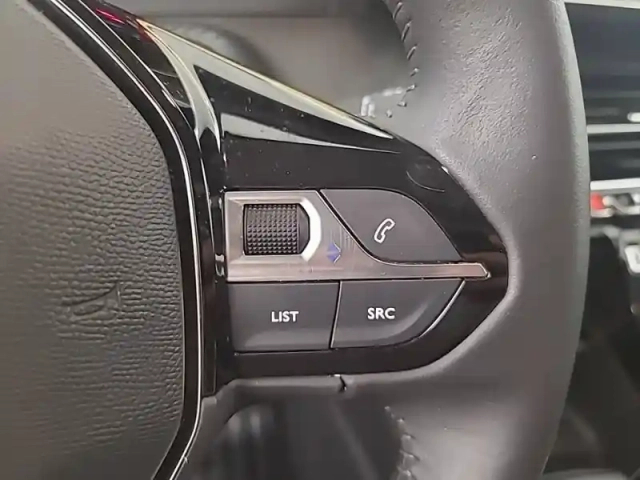 Peugeot 208 puretech 100 s&amp;s bvm6 — photo 53