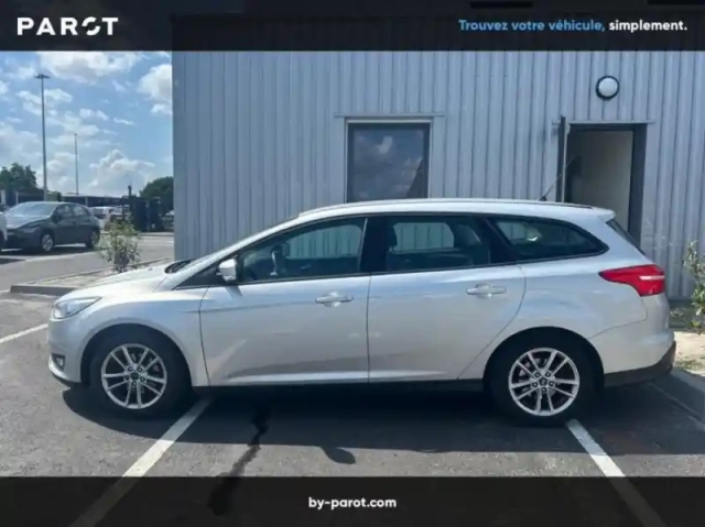 Ford Focus sw 1.0 ecoboost 100ch stop&amp;start trend — photo 24