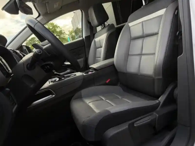 Citroën C5 Aircross hybrid 225ch shine pack e-eat8 — photo 8