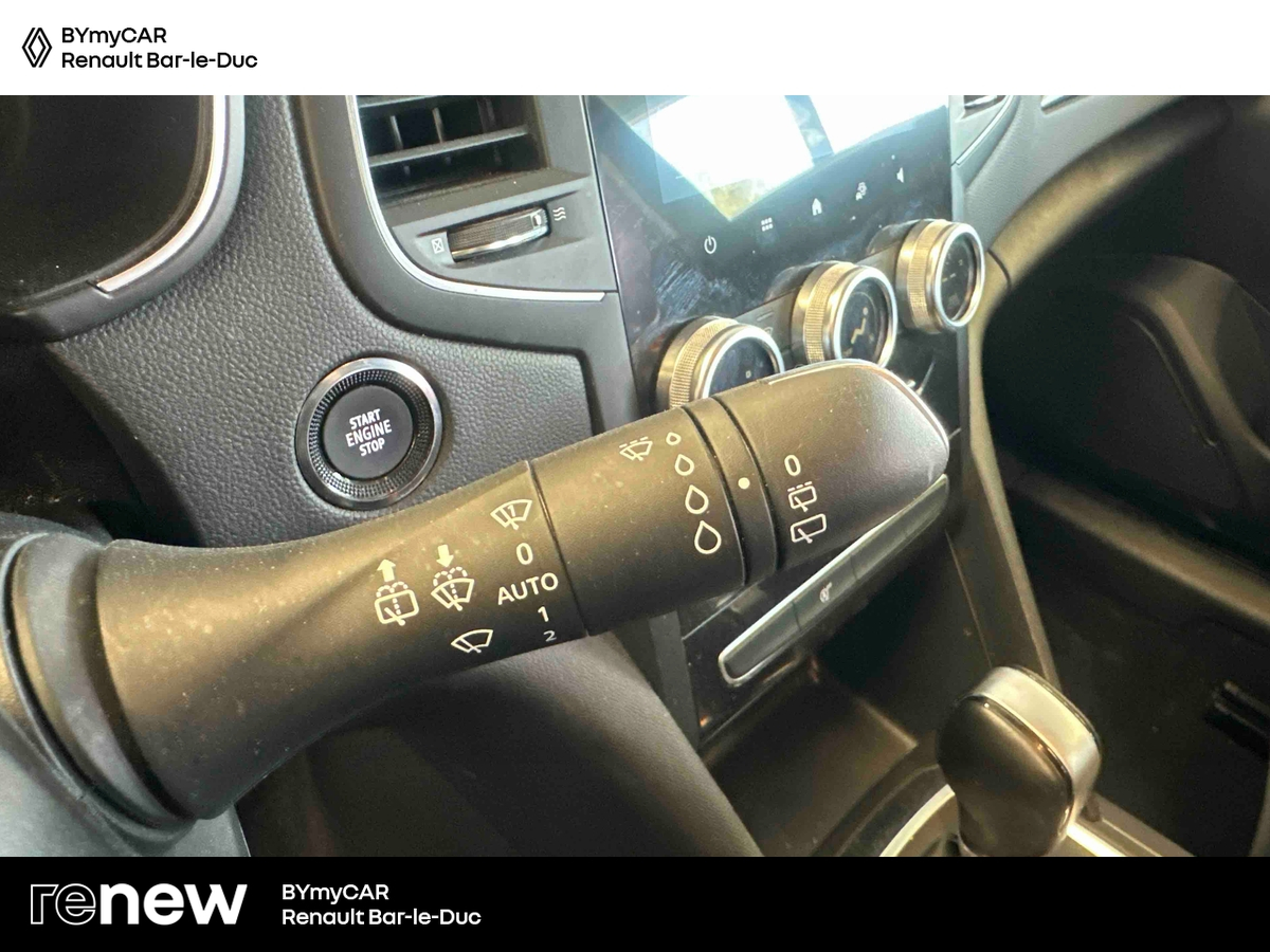 Renault Megane IV Berline Blue dCi 115 EDC — photo 20