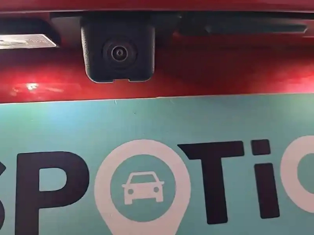 Peugeot 2008 puretech 100 s&amp;s bvm6 — photo 31