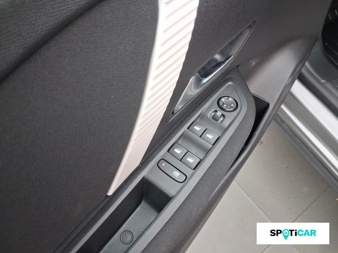 Citroën C4 1.2 hybride 145ch plus e-dcs6 — photo 19