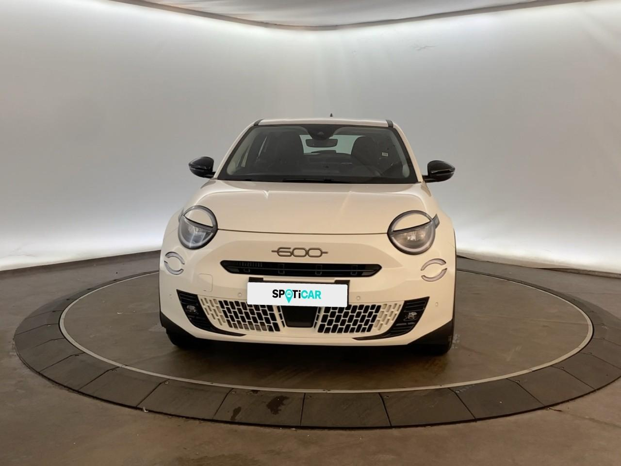 Fiat 600 t-gen 3 1.2 hybrid 145ch edct6 pop — photo 2