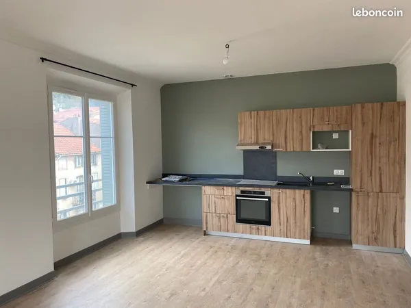 Appartement 2 pièces - 56 m² - 3ème étage