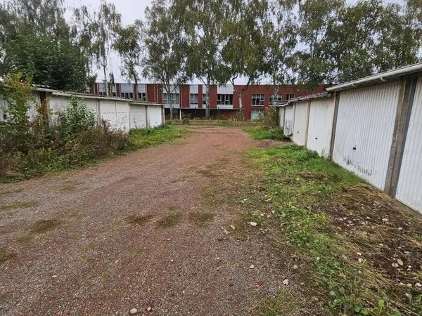 Parking 14 m²