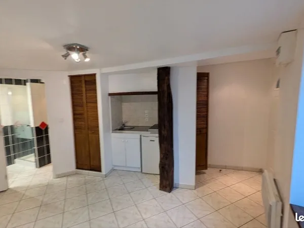 Appartement proche du centre le Lion d'Angers 31 m2