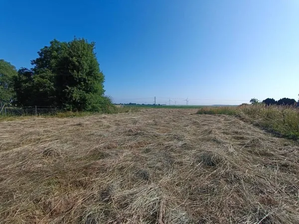 Terrain constructible 643 m²
