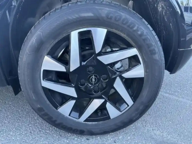 Opel Mokka 1.2 turbo 136ch gs — photo 9