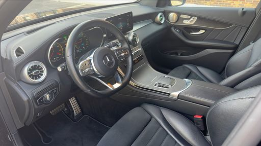Mercedes Classe GLC 300 e  320 EQ Power 4Matic 9G-Tronic - AMG Line – 2021 – 27029 km – Hybride essence – Boîte Automatique — photo 46