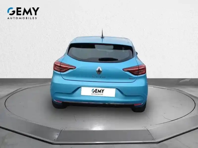 Renault Clio e-tech 140 - 21n — photo 5