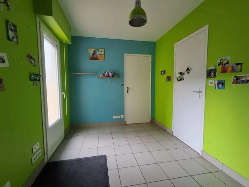 Photo 9