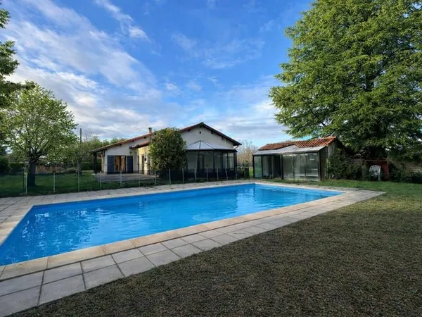 Maison 8 pièces 193 m²