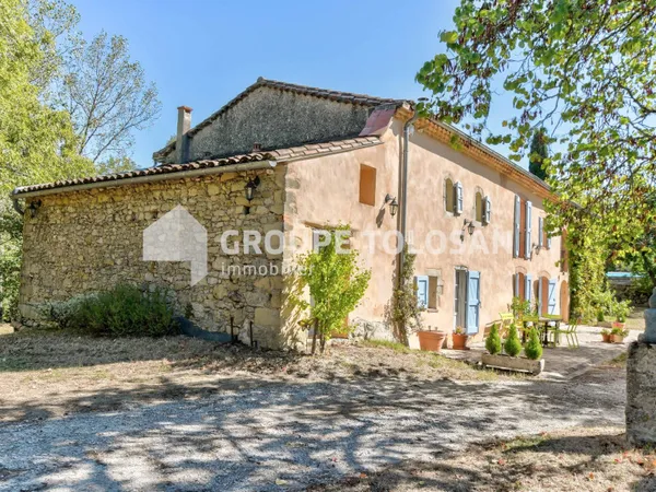 Propriété 10 pièces 336 m²