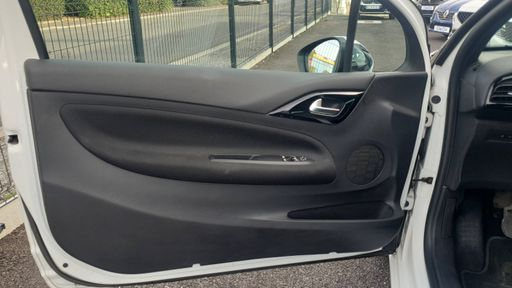 DS DS3 1.2 PureTech 110 - Connected Chic – 2018 – 122795 km – Essence – Boîte Manuelle — photo 52