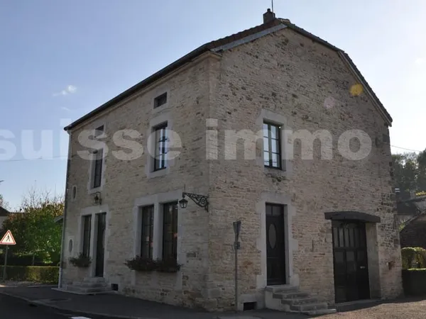Maison - 8 pièce(s) - 180 m2